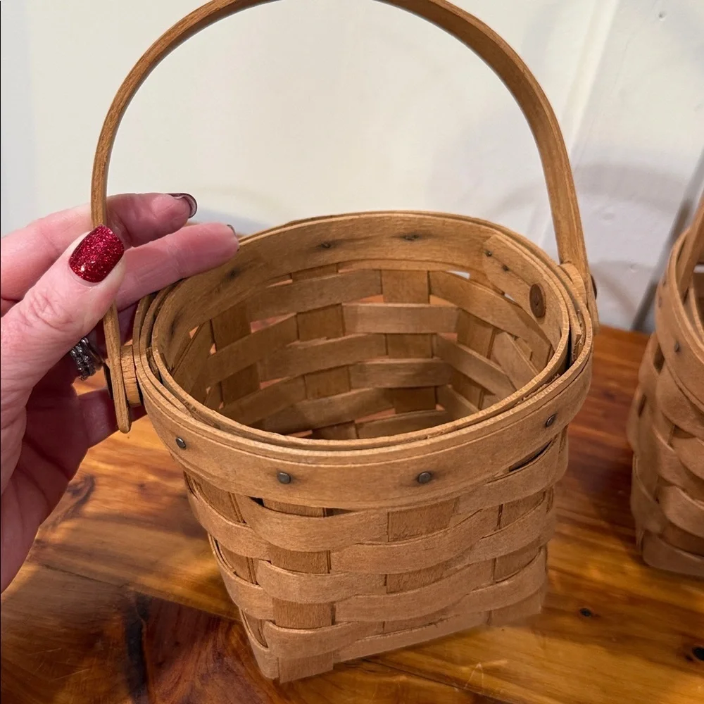 Vintage 1988 Longaberger Round & Square Baskets Set of 2